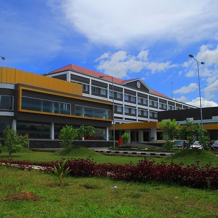Sutanraja Hotel Kotamobagu المظهر الخارجي الصورة