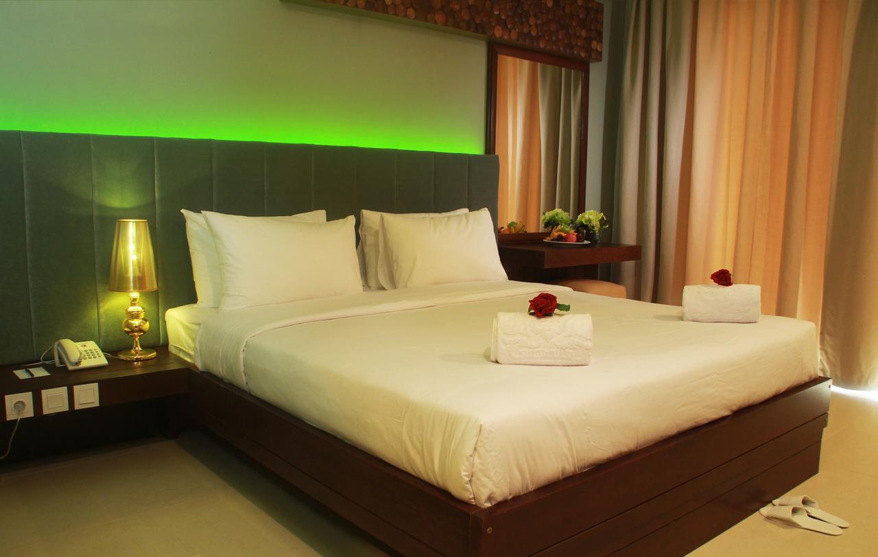 Sutanraja Hotel Kotamobagu المظهر الخارجي الصورة